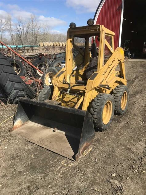 new holand skid steer mechanic near horicon wi|new holland construction dealerships.